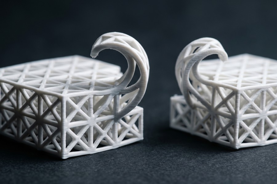 4D-printed flat structure transforming into a complex 3D shape upon exposure to heat stimulus