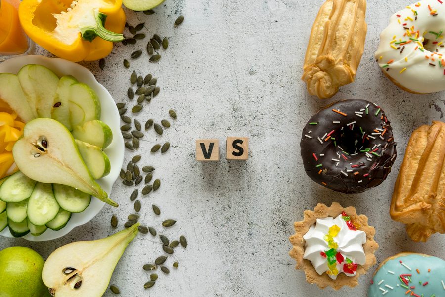 Comparison: AI Nutrition Tools vs. Human Dietitians (12-Month Timeline)