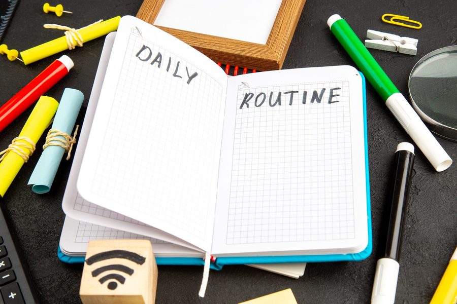 Smart home systems learning daily routines through behavioral data